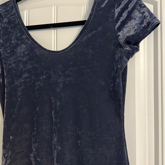 Women’s American Eagle Velour Bodysuit - Picture 2 of 6